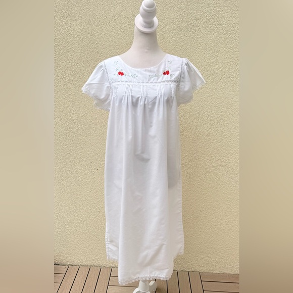 Barbizon white short sleeve mini dress - Picture 2 of 13